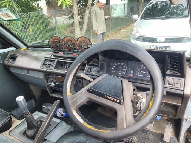 Nissan VANETTE 1.5 C22 (M) - 2