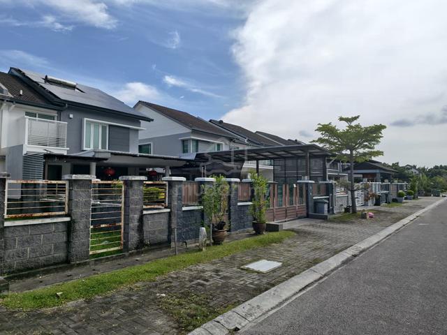 Bandar Laguna Merbok 2 Storey Semi-D with Land 1