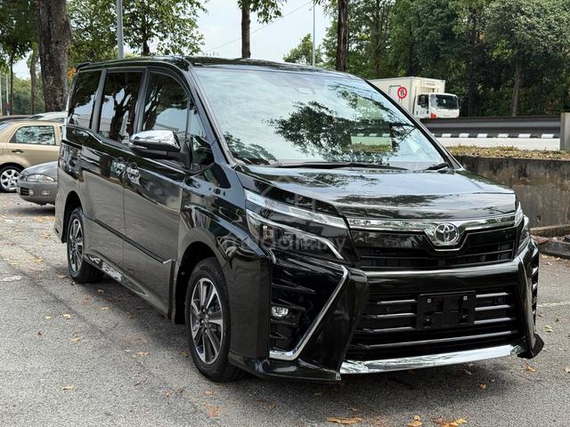 2021 Toyota VOXY 2.0 ZS KIRAMEKI III (A) - 1