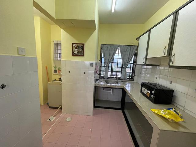 Seri Mutiara Apartments (Seri Alam) 1