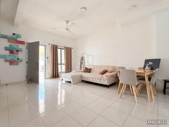 Setia Alam Setia Permai 3 Double Storey 1206Sqft Basic Unit For Rent 1