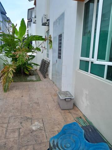 Guarded 2 Storey Semi D at Hijauan Valdor 2