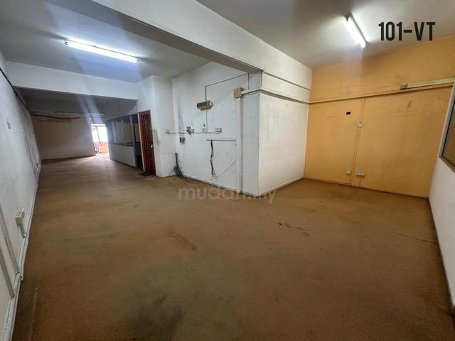 Bayu Perdana Klang 2nd Floor Rent Partial Furnished Facing Mainroad 1