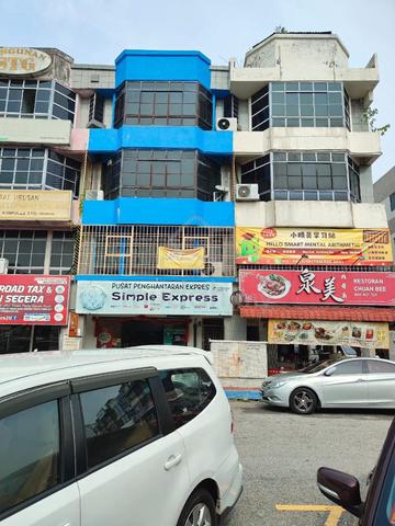 Under Market Value 4storey Shoplot in Klang 1