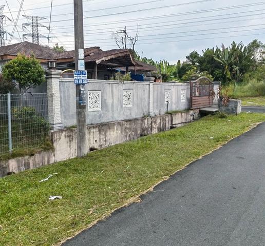 SemiD Setingkat Bandar Tasik Kesuma Beranang Selangor 1