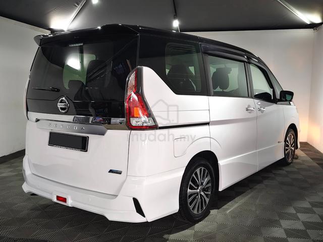 2019 Nissan Serena 2.0 Premium 5-Years Warranty - 2