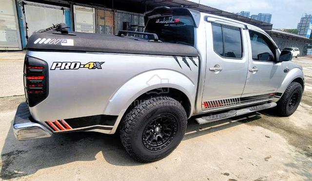 NISSAN NAVARA 2.5 LE fULLSPEC 4X4 - 5