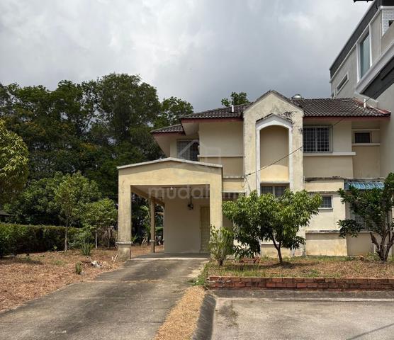 Seremban 2 green street homes double storey semi D FOR SALE 1