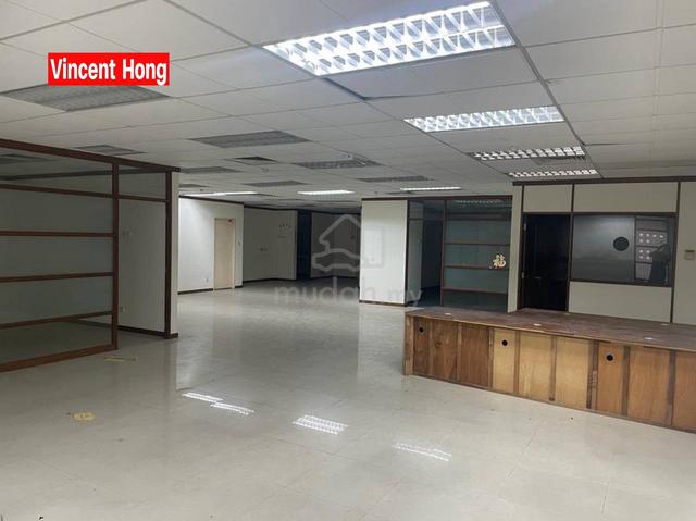 Georgetown Jalan Burma Macalister road area Ground floorshop 3680sq.ft 1
