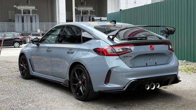Racing Black 2025 Honda CIVIC 2.0 TYPE R MY23 FL5 - 4