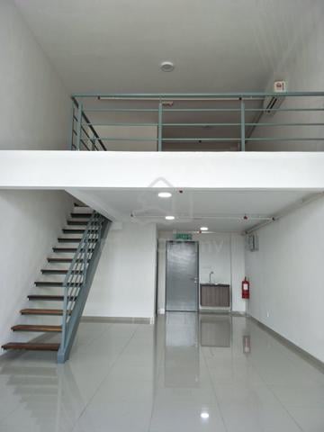 Pinnacle Kelana Jaya. Walking Distance to Paradigm Mall & LRT Station. 1