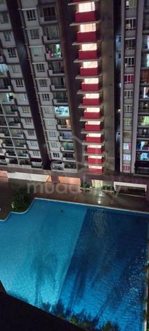 Medium room for rent at Pv21 1