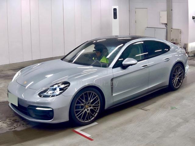 2022 Porsche PANAMERA 2.9 V6 PLATINUM EDITION NFL - 2