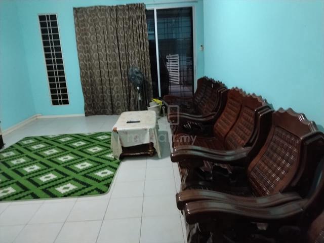 Rumah untuk di Sewa Taman Sejati Ujana Batu 7 1