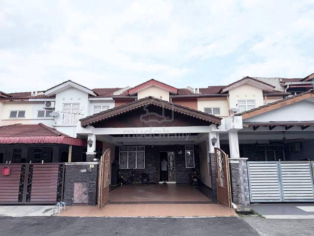 RENOVATED! 2 Storey Terrace, Bandar Tasik Kesuma (Seksyen 6), Semenyih 1