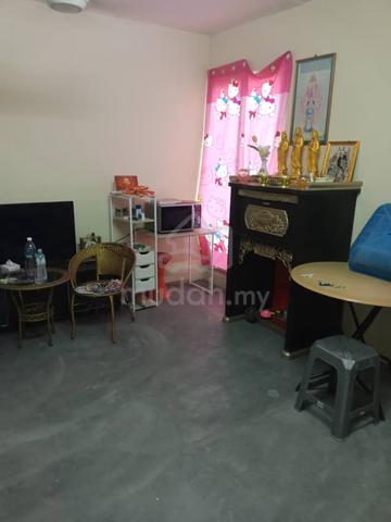 Sri Indah Apartment 1