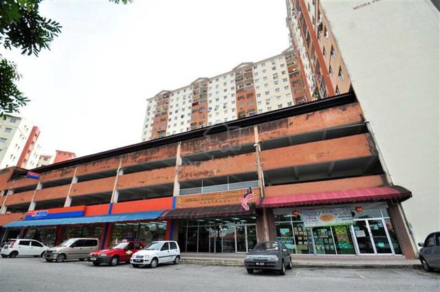 Mesra Prima, Ampang Ground Floor Shop with 2carpark (Full Loan) 1