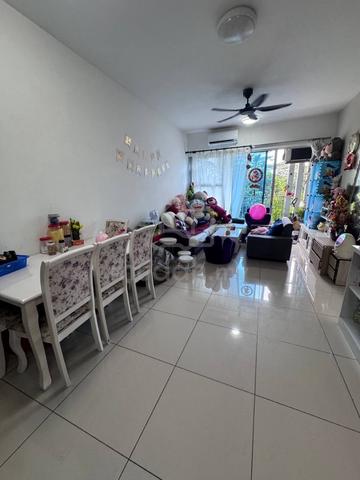 D'Rich Executive Suites 1