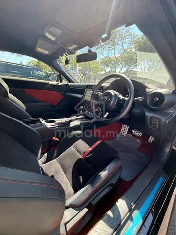 2022 Toyota 86 2.4 GR (A) - 4