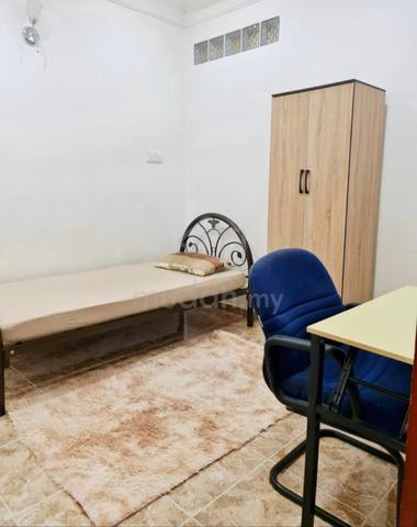 Aircon Room walking distance to Hospital Sultanah Bahiyah, Alor Setar 1