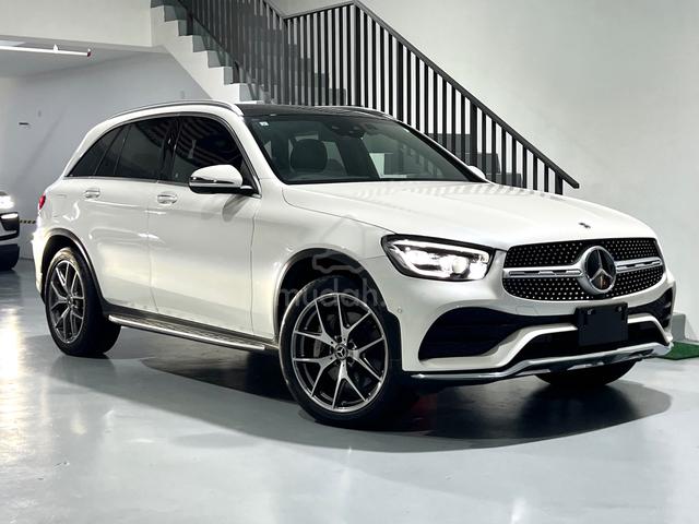 2021 Mercedes Benz GLC300 2.0 4MATIC AMG Line - 2