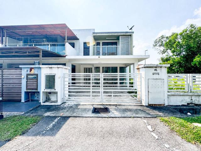 Corner Lot Double Storey Abadi Heights, Puchong 1