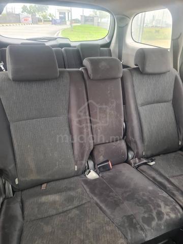 2011 Toyota WISH 1.8 X (A) - 4