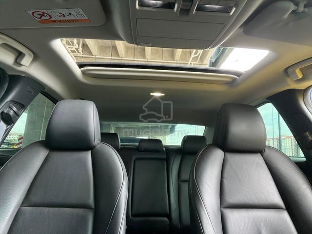 2023 Mazda 3 2.0 GVC HIGH SEDAN U/WARRANTY SUNROOF - 4