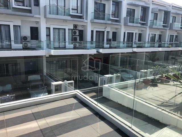 3 Storey Terrace Ardmore Residence 3300sqft Rare Unit Jelutong 1