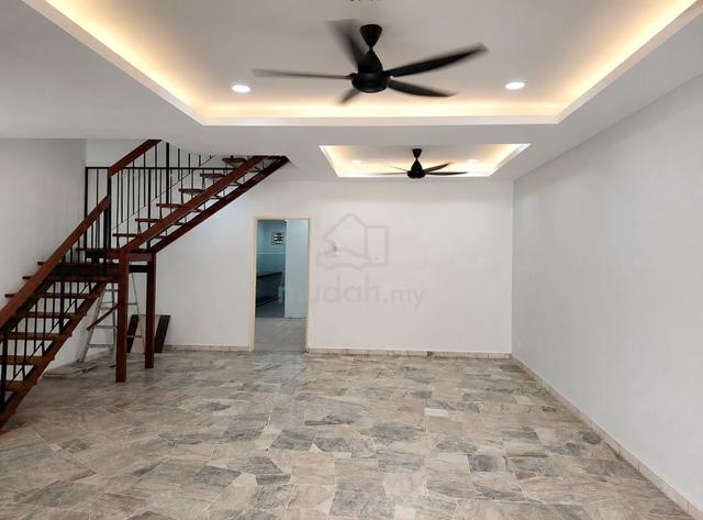 Kajang Taman Bukit Permai Freehold 2 Storey Terrace Landed House 1