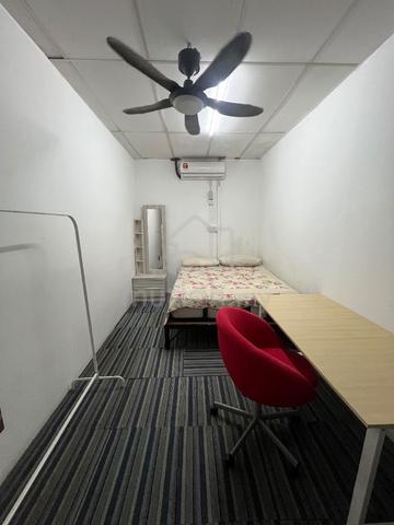 AC ROOM pearl point mega mundung 1