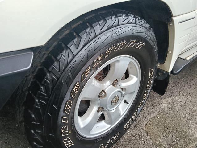 Toyota LANDCRUISER 4.7 V8 DONE 40K NEW PAINT PARTS - 3