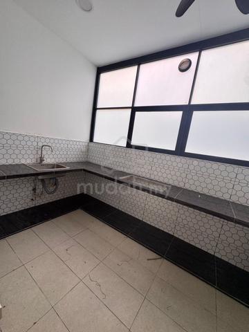 Rumah besar 4 Bilik 2 Aircond Kitchen Cabinet Myra Garden Kundang 1