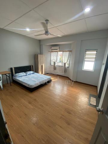 Bintulu Double Storey intermediate house For rent 1