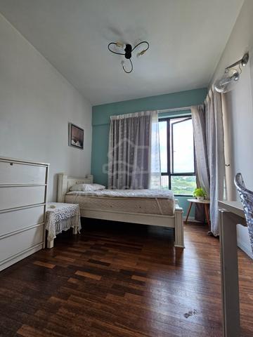 Medium Room for rent 1