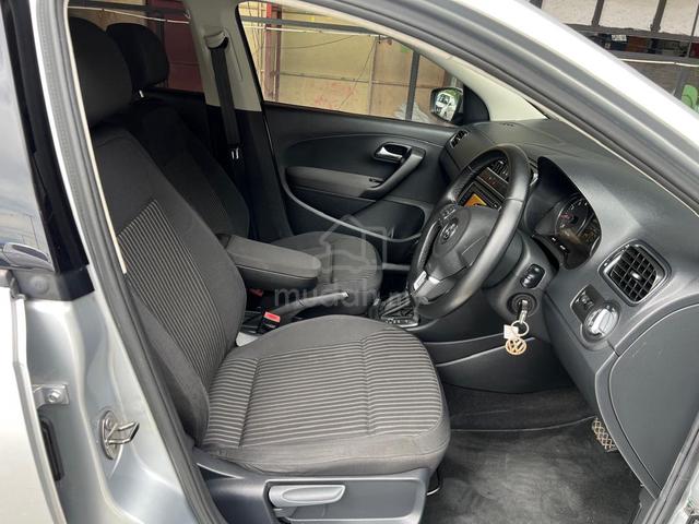 Volkswagen POLO 1.6 (CKD) (A) ONE OWNER - 5