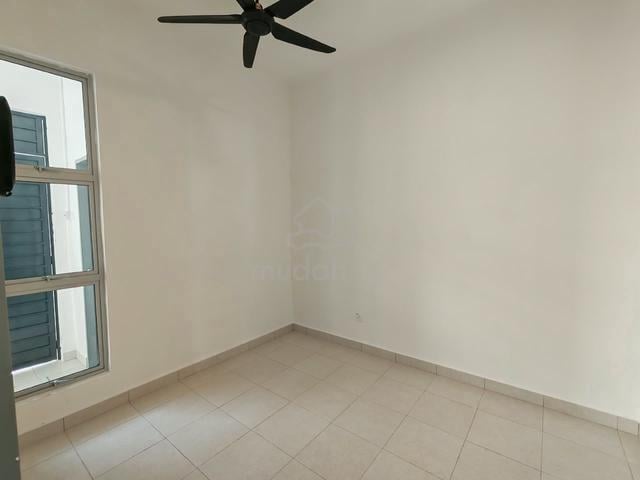 Pulai Mutiara 2 @ Kangkar Pulai Double Storey Terrace - End Lot 1
