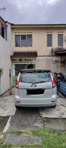 Double Storey Low Cost, Kota Masai, For Sale!!! 1