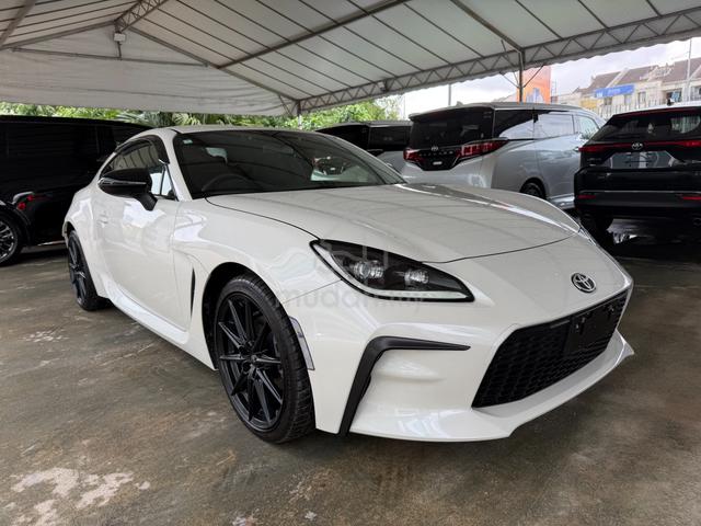 2024 Toyota GR86 2.4 RZ AUTO 7K MILEAGE ONLY - 2