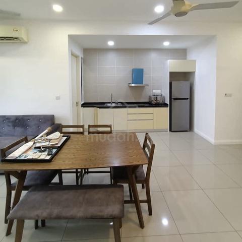 D' Pristine @ Medini 1