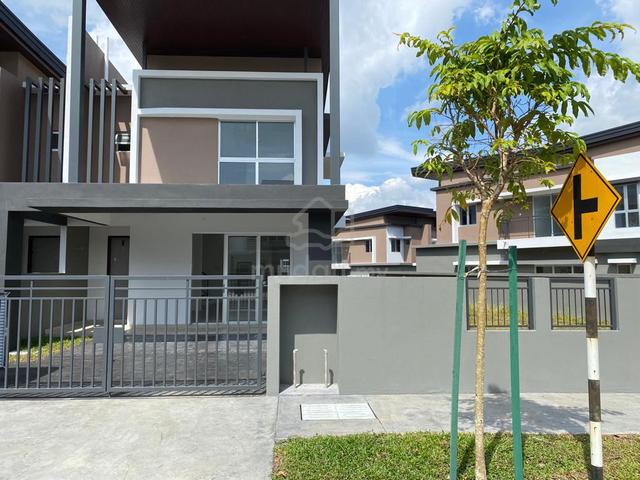 (New Unit & Negotiable) End Lot Double Storey Serene Heights Semenyih 1