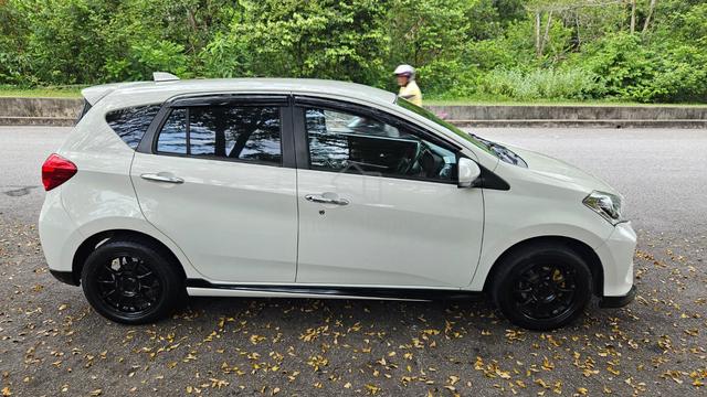 2019 Perodua MYVI 1.5 AV (A) TERMURAH FREE ACCIDEN - 4