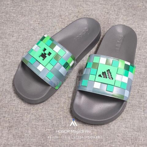 Adidas Minecraft Slide 8UK ORIGINAL - photo 2 of 6