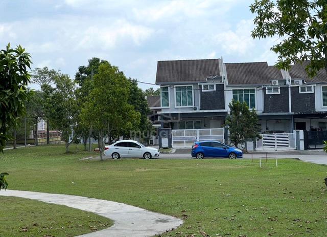 22'X75' FACING OPENšDouble Storey, Taman Pelangi Semenyih 2 (P 1