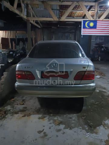 1995 Mercedes Benz 280E 2.8 (A) - 3
