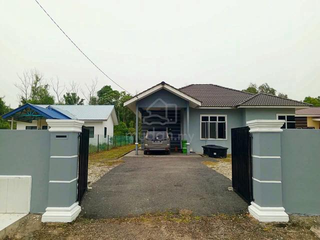 Bungalow 3 bilik tidur dan 2 bilik air di Kampung Sungai Ular, Kuantan 1