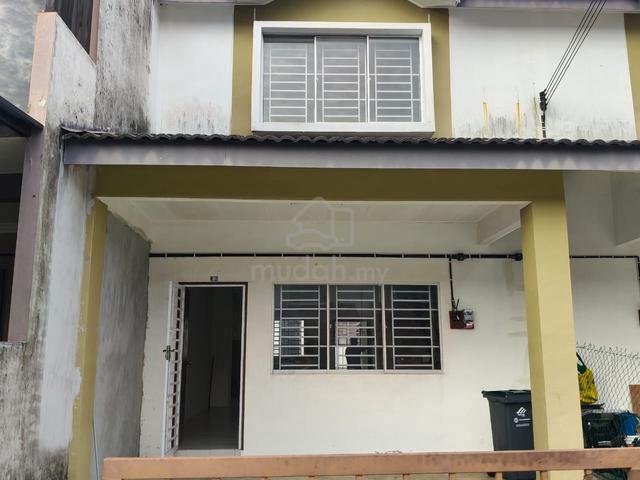 Scientex Pasir Gudang, Jalan Kedidi Full loan unit 1