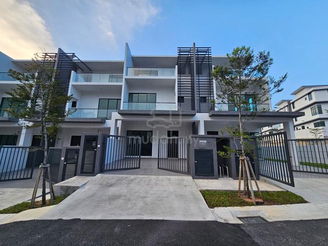 BRAND NEW CHEAP 3 Storey Terrace, Residensi Bukit Orkid Cheras 1