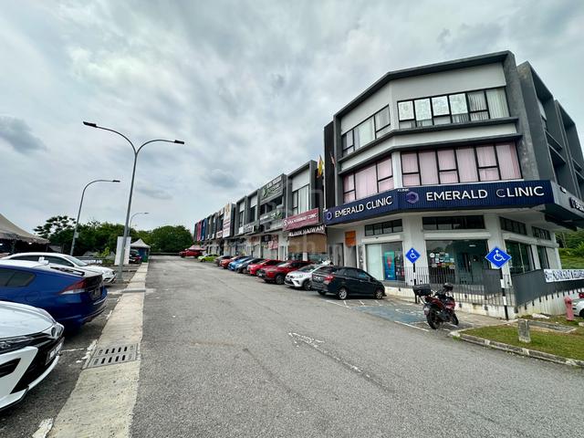 12 Square Kota Emerald, Bandar Country Homes Anggun Saujana Rawang 1