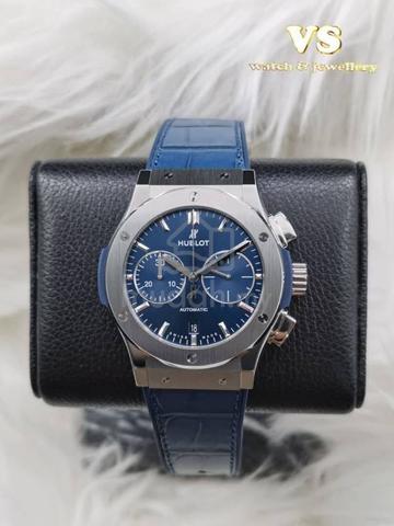 Carousel Image Selected